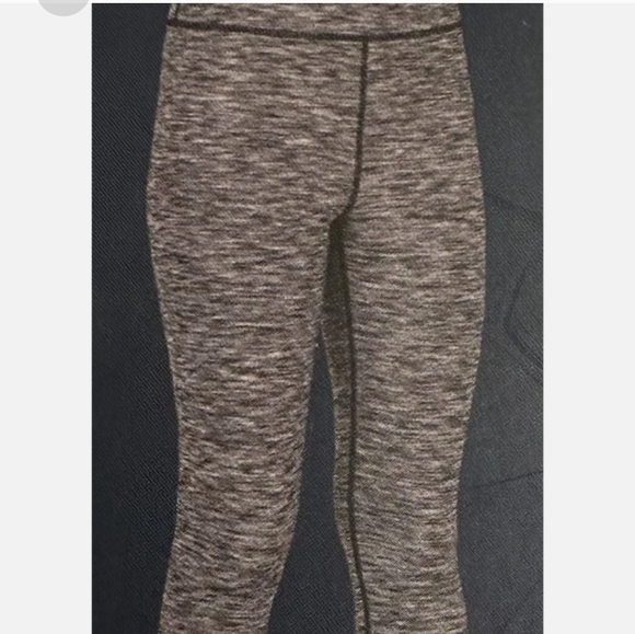 New Fila Girl’s 2-Pack Reversible Legging Set - Picture 3 of 4